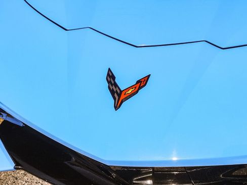 Used 2024 Chevrolet Corvette Stingray Preferred Conv w/ 2LT RWD image 5