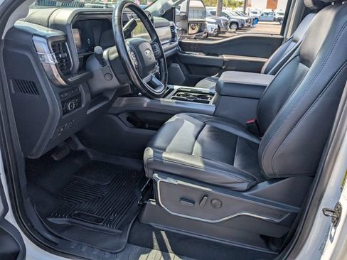 Used 2023 Ford F250 Lariat w/ Lariat Ultimate Package AWD/4WD image 10