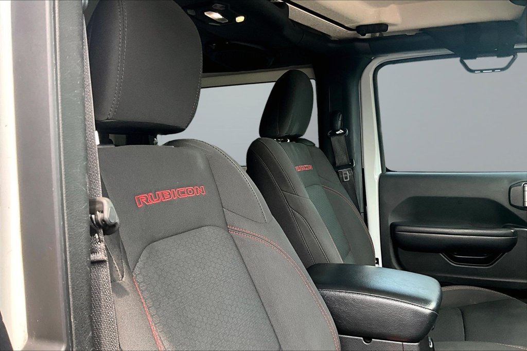 Used 2018 Jeep Wrangler Rubicon AWD/4WD image 7
