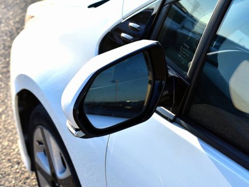 Used 2017 Toyota Prius Four Touring w/ Protection Package image 12