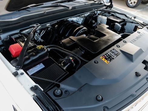 Used 2017 Chevrolet Tahoe LT w/ LT Signature Package image 50