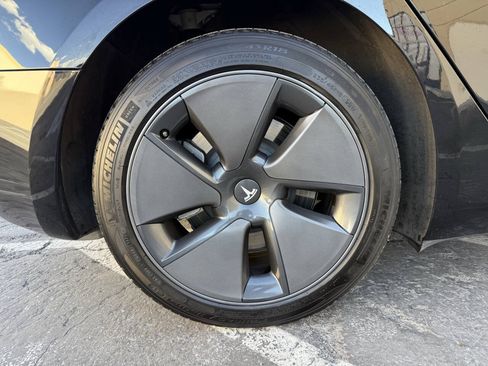 Used 2023 Tesla Model 3 Standard Range RWD image 18