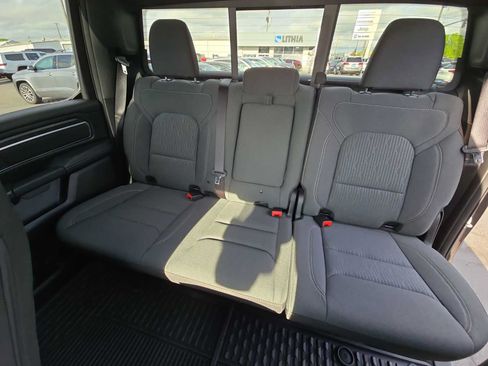 Used 2024 RAM 1500 Big Horn AWD/4WD image 24