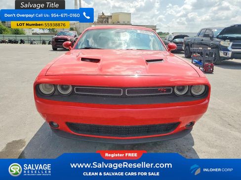 Used 2015 Dodge Challenger R/T Plus RWD image 7
