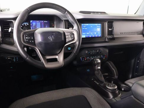 Used 2022 Ford Bronco Big Bend image 2