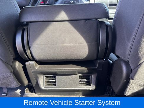 Used 2023 Chevrolet Silverado 1500 Custom image 17