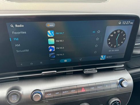 Certified 2025 Hyundai Kona SE image 19