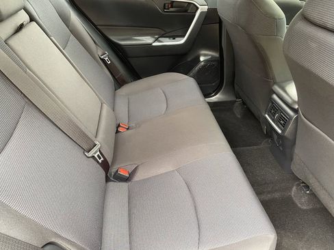 Certified 2025 Toyota RAV4 LE AWD/4WD image 19