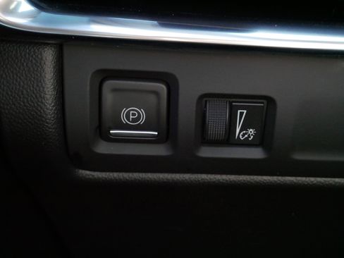 Certified 2023 Cadillac XT4 Sport w/ Cold Weather Package image 26