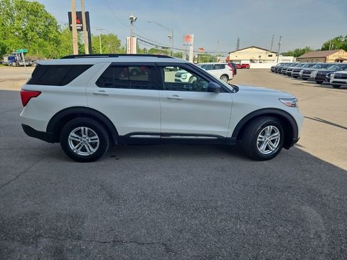 Used 2020 Ford Explorer XLT AWD/4WD image 5