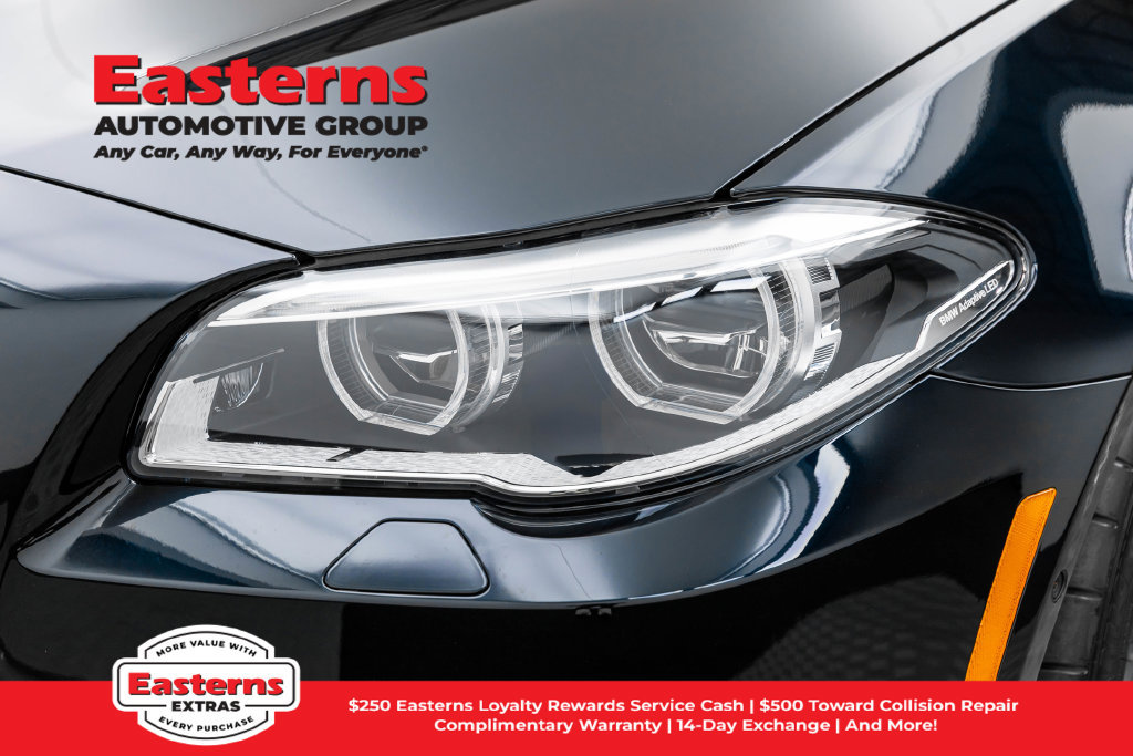 Used 2015 BMW M5 RWD image 55