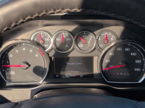 Used 2022 Chevrolet Silverado 2500 LT w/ Convenience Package image 21