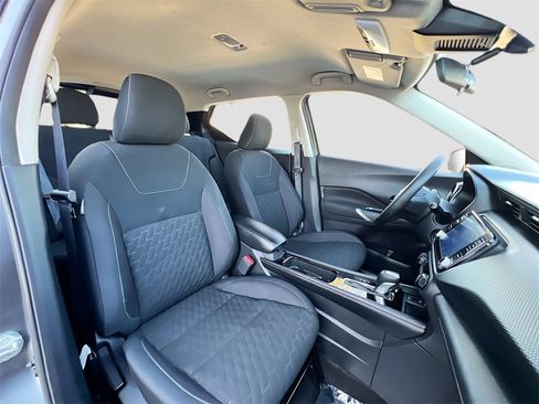 Used 2022 Nissan Kicks SV image 24