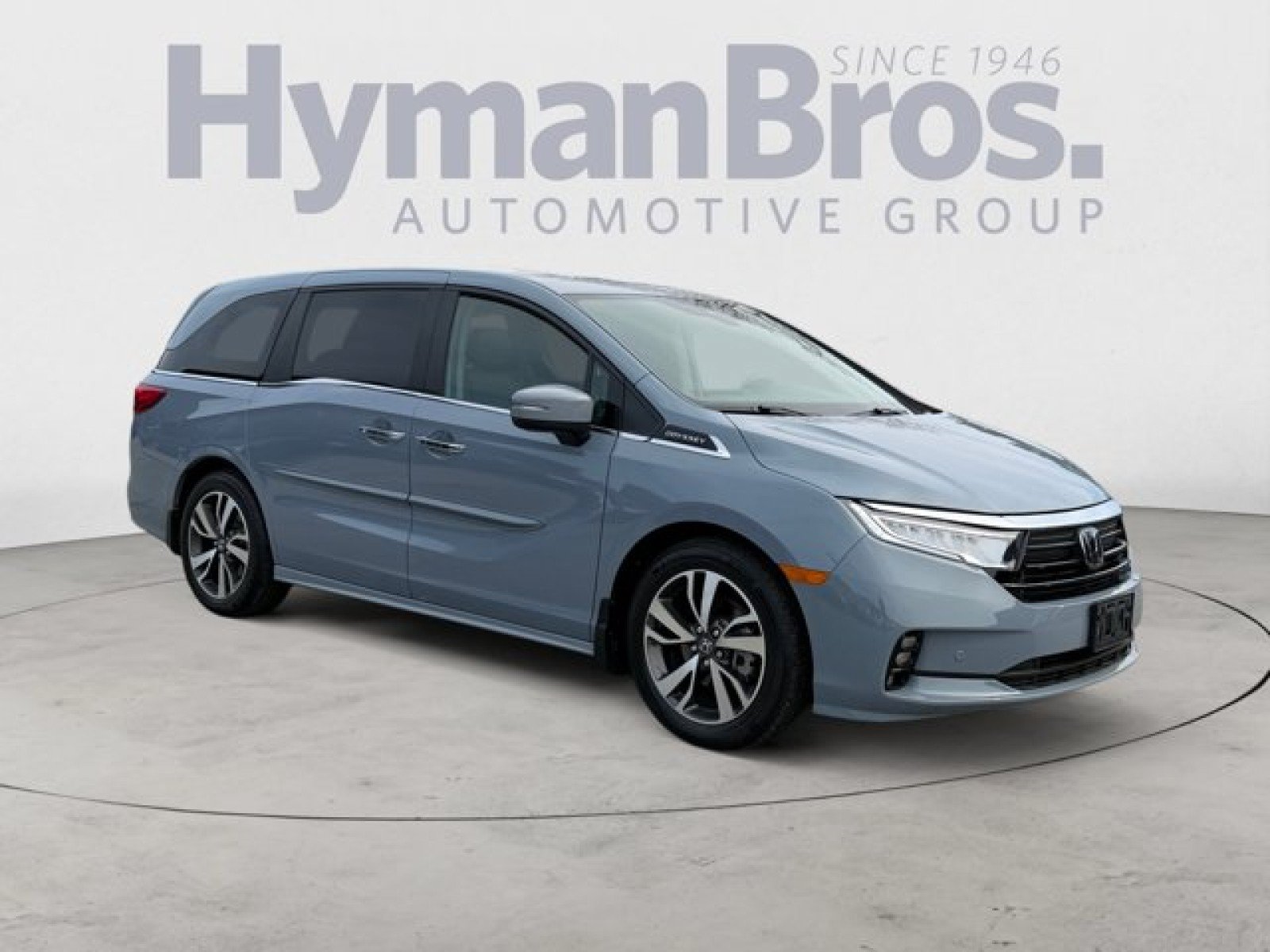 Used 2023 Honda Odyssey Touring image 1