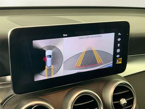 Certified 2022 Mercedes-Benz GLC 300 4MATIC image 12