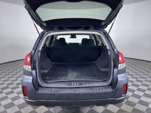 Used 2013 Subaru Outback 2.5i Premium w/ Popular Pkg 1B AWD/4WD image 23