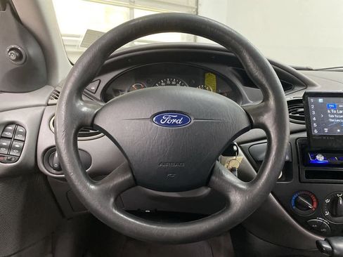 Used 2003 Ford Focus SE image 21