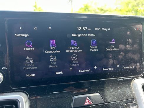 Used 2022 Kia Sorento S FWD image 21