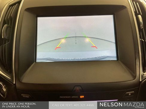 Used 2018 Ford Edge Titanium image 31