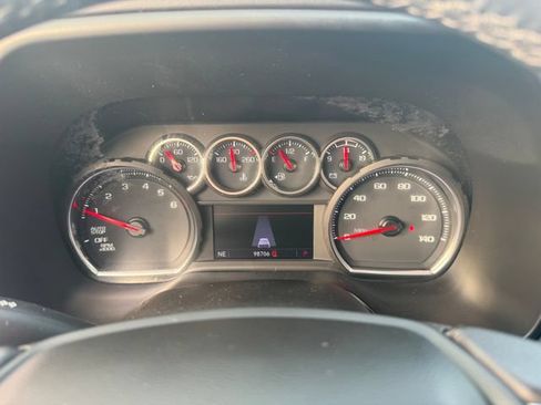 Used 2021 Chevrolet Suburban LT w/ Rear Media and Nav Package RWD image 15