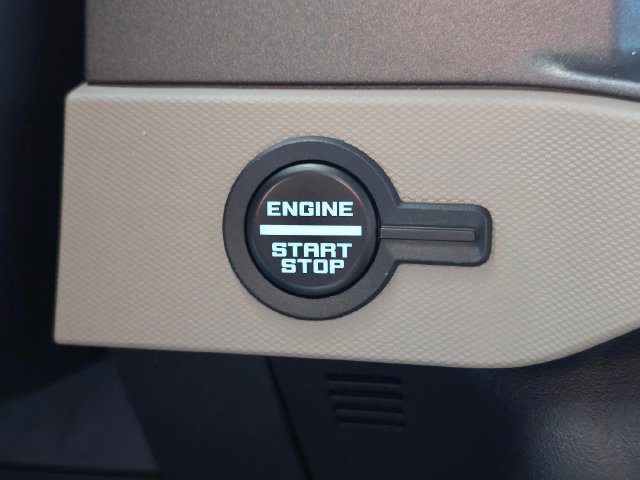 Used 2024 Ford Bronco Wildtrak AWD/4WD image 35