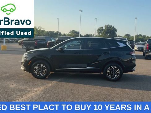 Used 2024 Kia Sportage LX AWD/4WD image 5