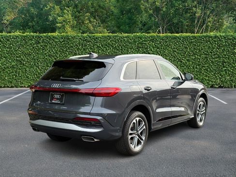 Used 2025 Audi Q5 Premium w/ Convenience Package AWD/4WD image 3