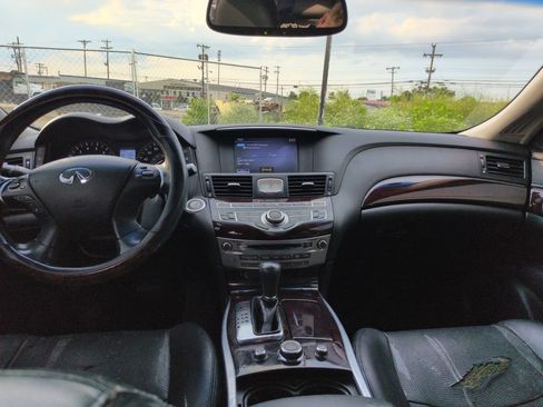 Used 2013 INFINITI M37 w/ Premium Pkg RWD image 12
