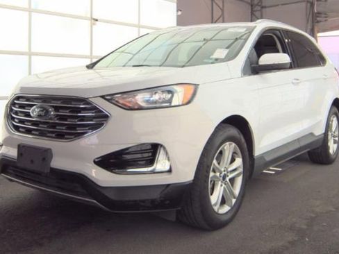 Used 2019 Ford Edge SEL image 2