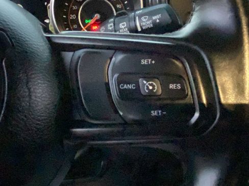 Certified 2022 Jeep Wrangler Unlimited Sport image 11