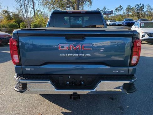 Used 2024 GMC Sierra 1500 SLE w/ Preferred Package image 6