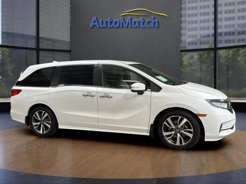 Used 2023 Honda Odyssey Touring image 13