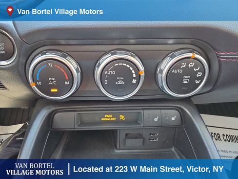 Used 2019 MAZDA MX-5 Miata Grand Touring w/ GT-S Package RWD image 21