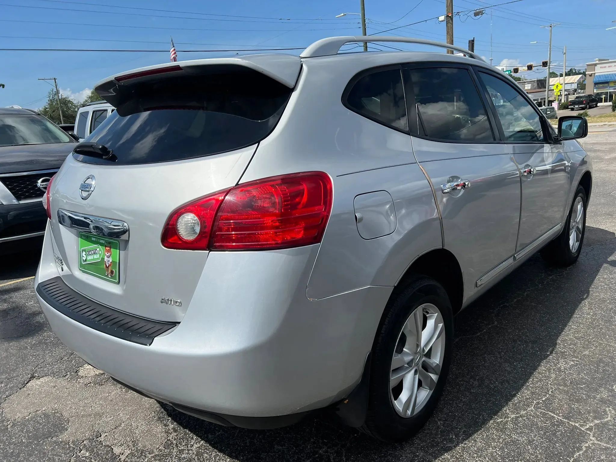 Used 2015 Nissan Rogue S w/ Convenience Package AWD/4WD image 5