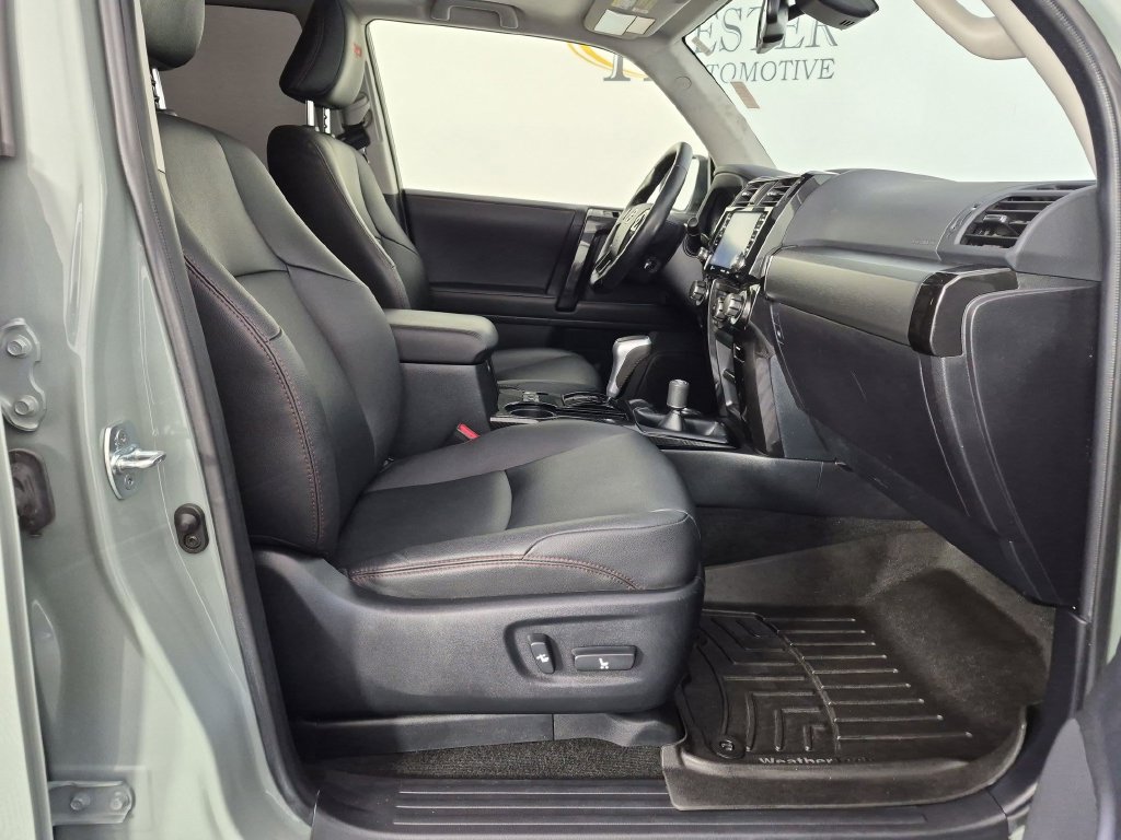 Used 2023 Toyota 4Runner TRD Off-Road Premium w/ Moonroof Package AWD/4WD image 38