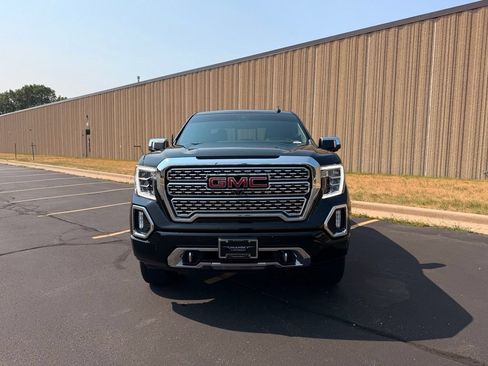 Used 2021 GMC Sierra 1500 Denali w/ Denali Ultimate Package AWD/4WD image 2