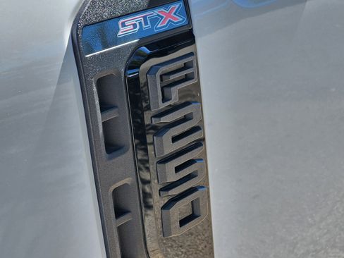 Used 2025 Ford F250 XL w/ STX Appearance Package image 27