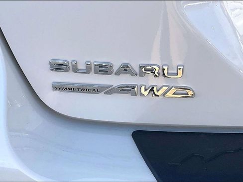 Certified 2025 Subaru Crosstrek 2.0i Premium image 9