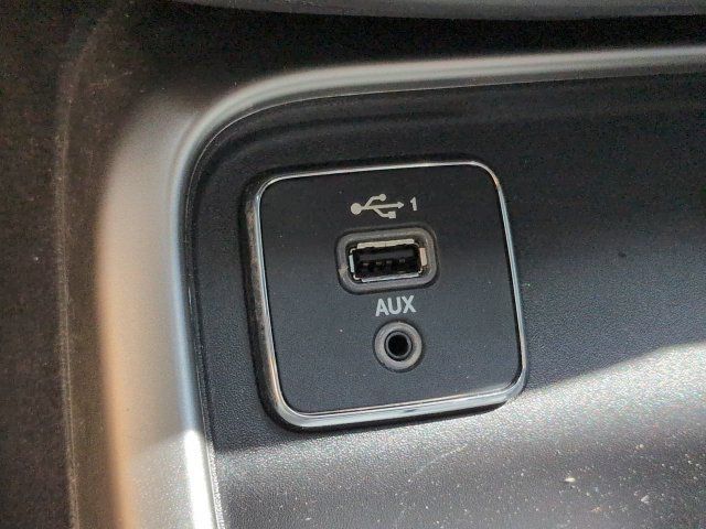 Used 2020 Jeep Compass Latitude FWD image 23