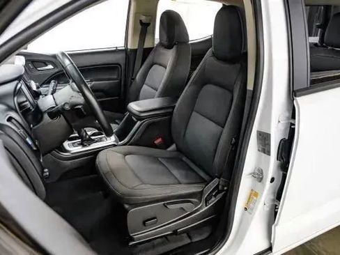 Used 2022 Chevrolet Colorado LT w/ LT Convenience Package image 39