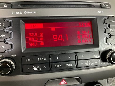 Used 2016 Kia Sportage LX image 15