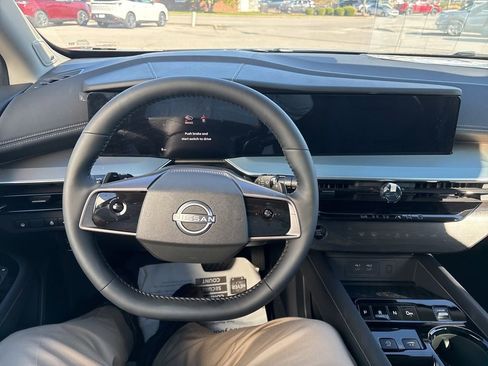 New 2025 Nissan Murano SL AWD/4WD image 18
