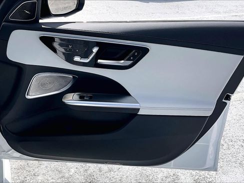 Used 2025 Mercedes-Benz C 300 Sedan image 20