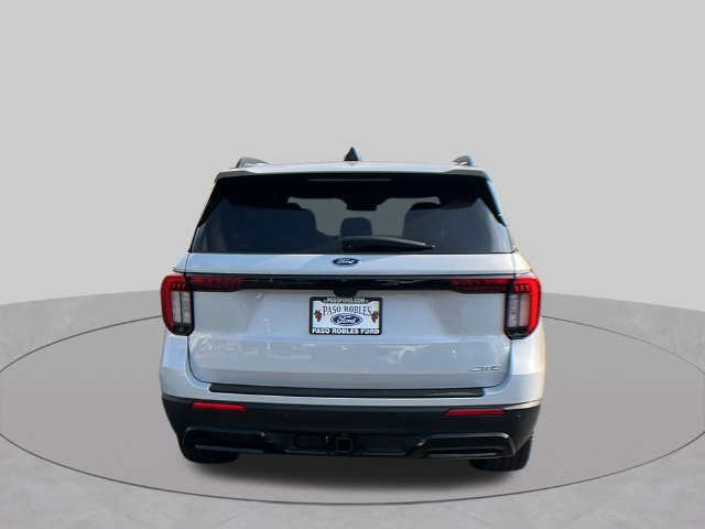 New 2026 Ford Explorer ST-Line w/ ST-Line Street Pack AWD/4WD image 4