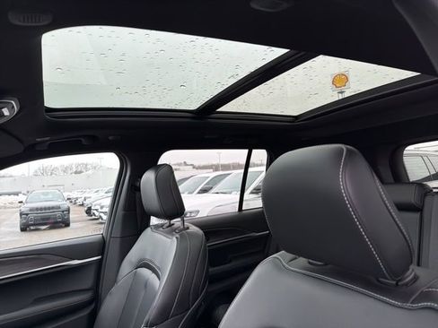 New 2026 Jeep Grand Cherokee Limited image 17