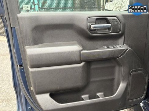 Used 2023 Chevrolet Silverado 1500 Custom image 12