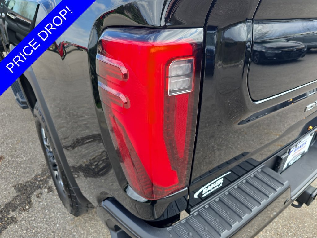 Used 2024 GMC Sierra 2500 Denali w/ Technology Package AWD/4WD image 34