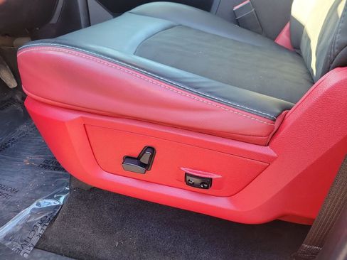 Used 2018 RAM 1500 Rebel w/ Luxury Group image 9