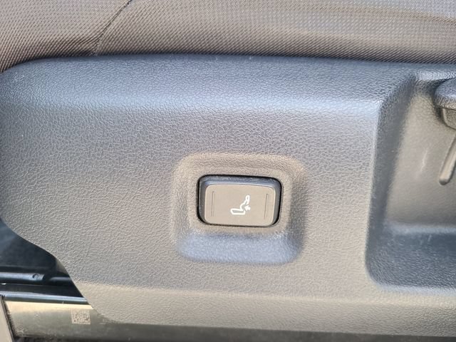 Used 2024 Toyota Tacoma SR5 RWD image 13