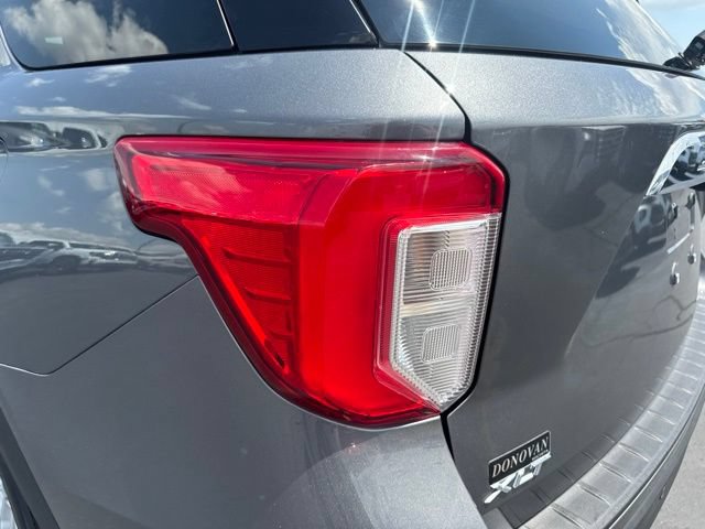 Used 2024 Ford Explorer XLT w/ Equipment Group 202A AWD/4WD image 25